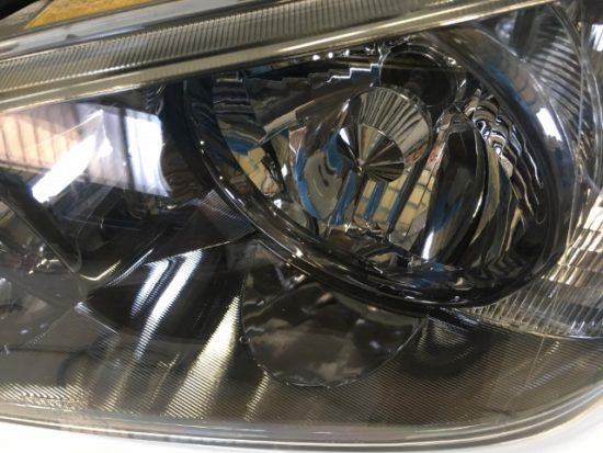 トヨタアルテッツァのヘッドライトクラック除去後の状態